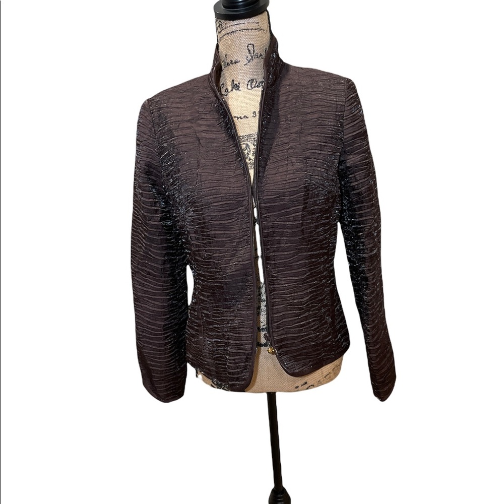 Women’s brown jacket